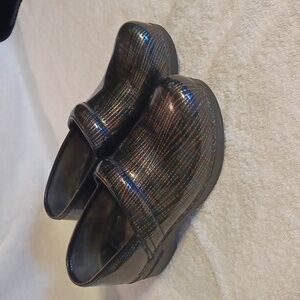 Dansko shoes women's size 38